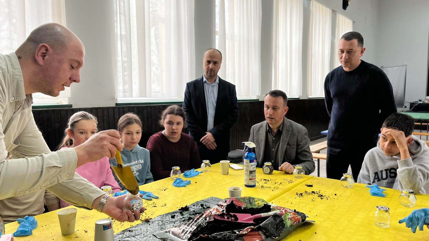 Bački Monoštor_ 120 učenika na radionici „Zeleno srce sela_
