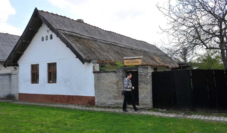 Tradicionalne kuće Bačkog Monoštora – domovi koji čuvaju priču sela Tradicionalne kuće Bačkog Monoštora – domovi koji čuvaju priču sela